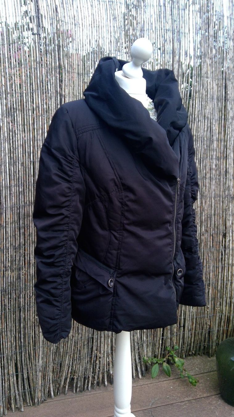 Jacken: Veste/Doudoune noire CLARA VITTI taille L – Gebraucht aus Agiez von chouchanelle 1