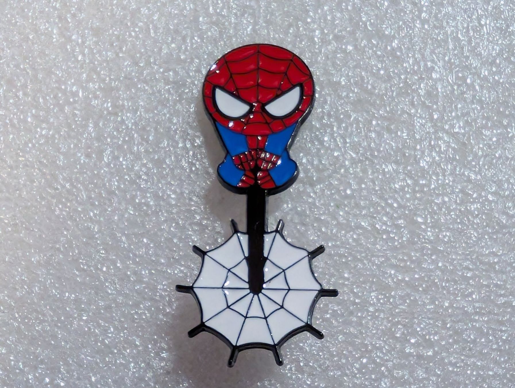 Placchette & Badge: Ansteckpin 239: Spider Man – Usato da Oppligen venduto da Pin-Fall-Shop