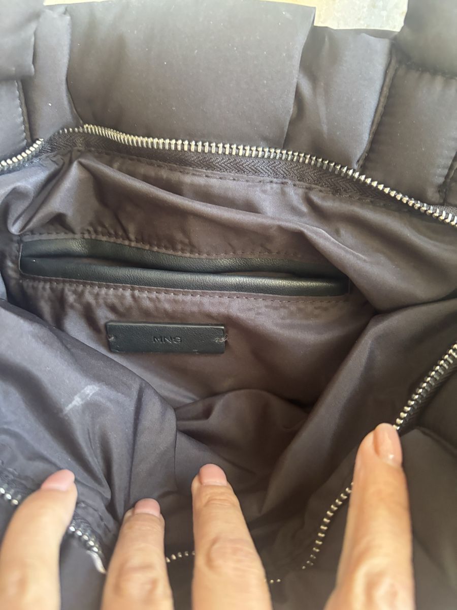 Mango Borse da donna: Schwarze Mango Tasche, neuwertig – Nuovo e nell'imballaggio originale da Zürich venduto da marykari37 1