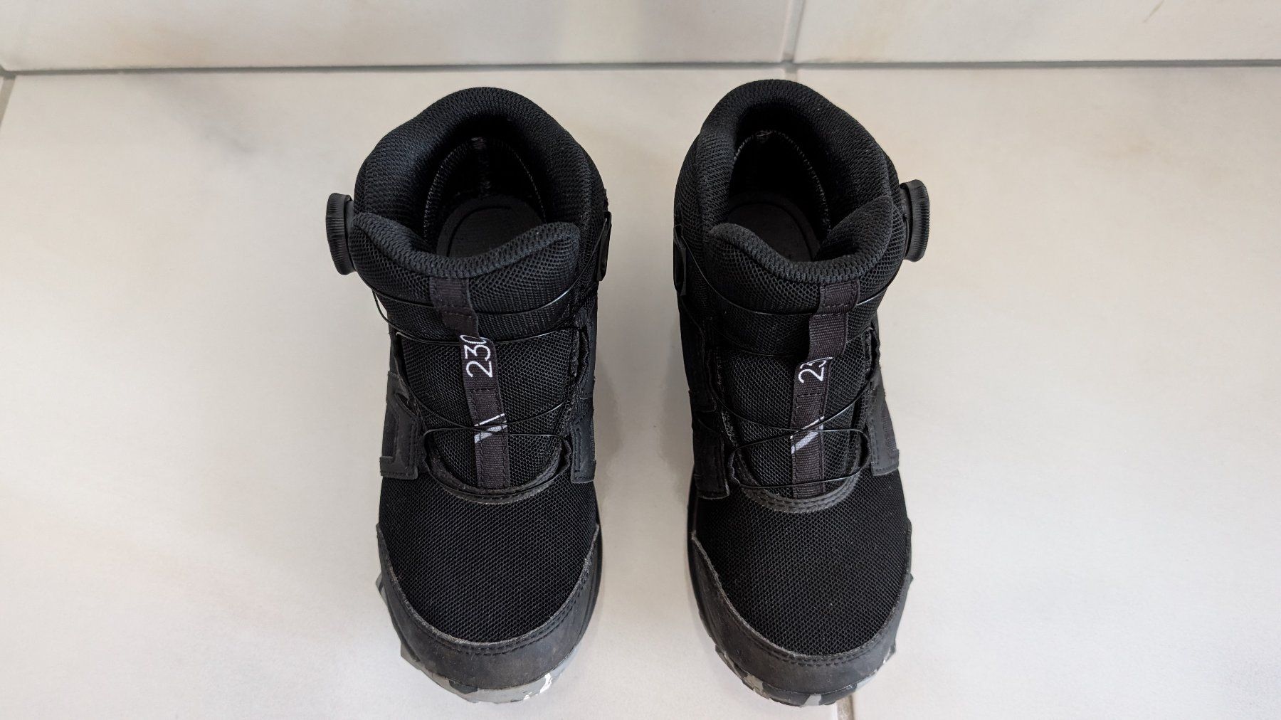 Adidas Scarpe per ragazzi: adidas Terrex Trekking-/Wanderschuh - Gr. 32 – Usato da Oberwil-Lieli venduto da meipa3000 3