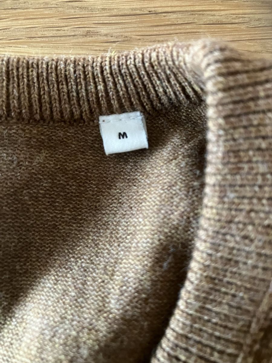Pulls & Sweat-shirts: Leichter Pullover aus Baumwolle Gr. M – D'occasion à Bettwiesen par Zustand57 2