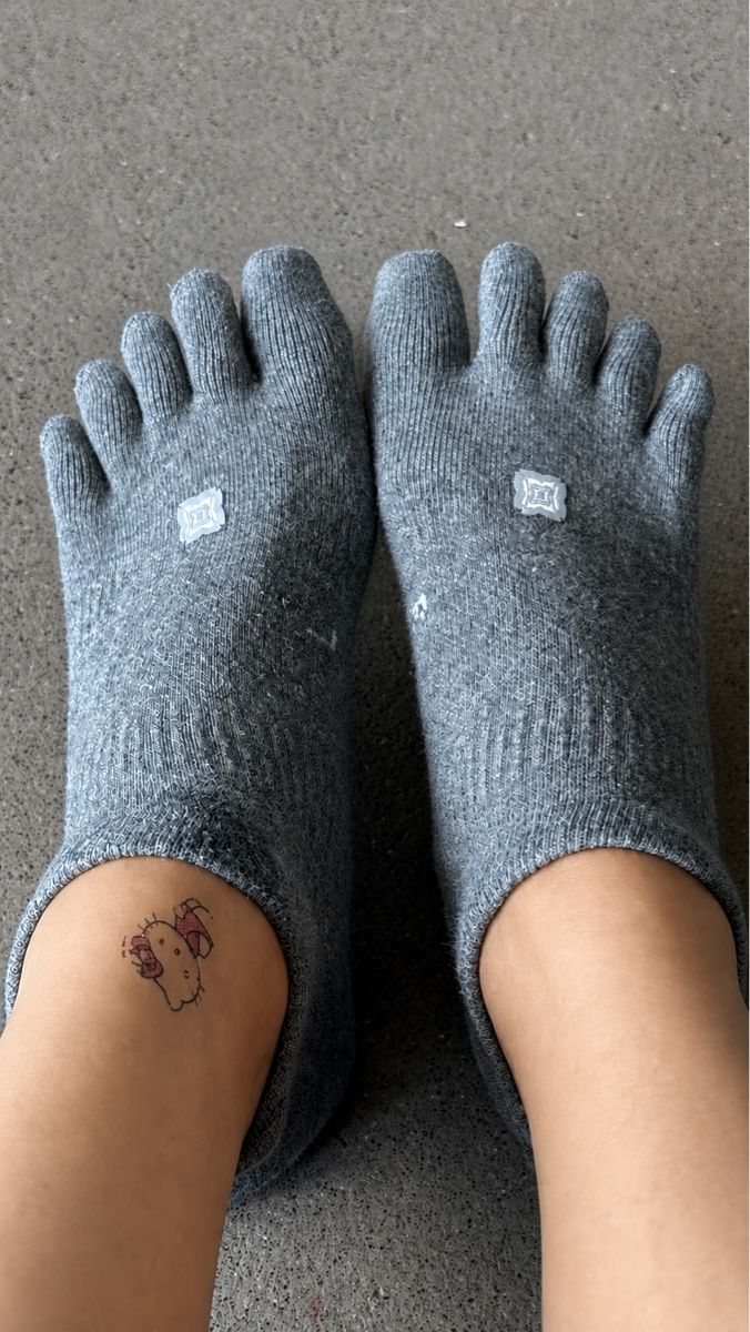 Socken: Yoga Socken. 39-42, eher 39 – Gebraucht aus Luzern von mar_x96f