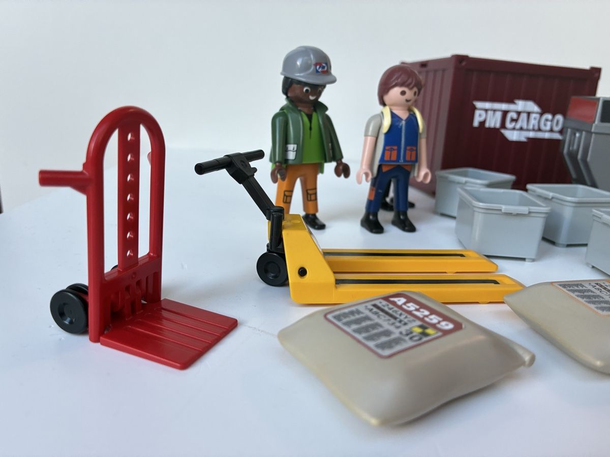 Playmobil Giocattoli: Playmobil 5259 Cargo Loading Team – Usato da Lucens venduto da metaD 1