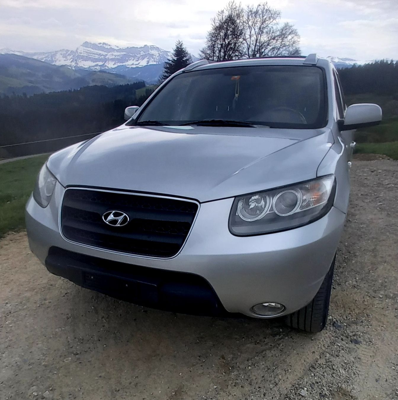 Hyundai Automobili: Hyundai Santa Fe 2,2 4WD – Usato da Eggiwil venduto da FarmallM