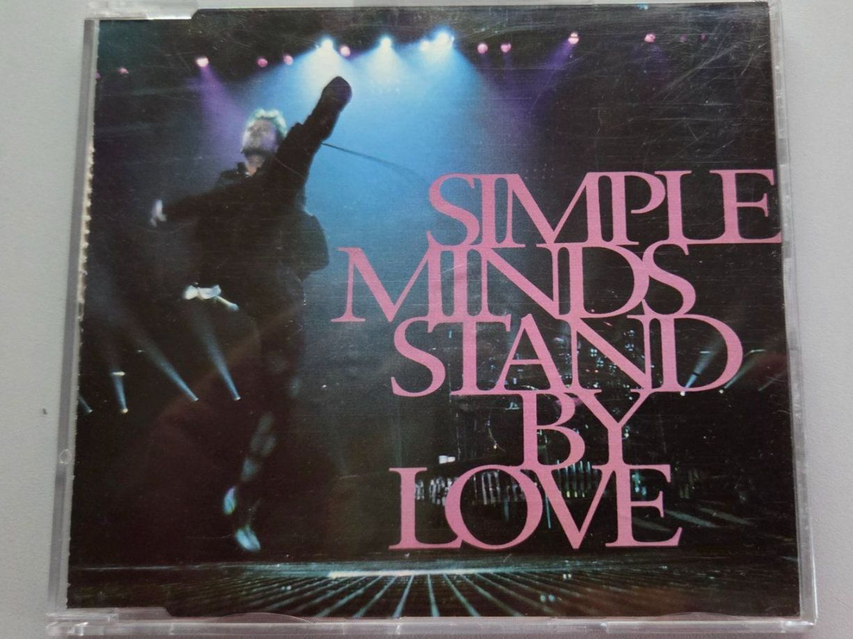 CDs: CD Simple - Minds Stand By Love – D'occasion à Schaffhausen par Kellerrassel