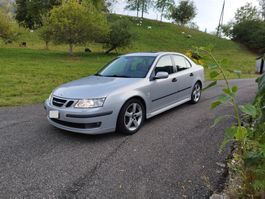 SAAB 9-3 2.0t mit Schiebedach ab MFK!