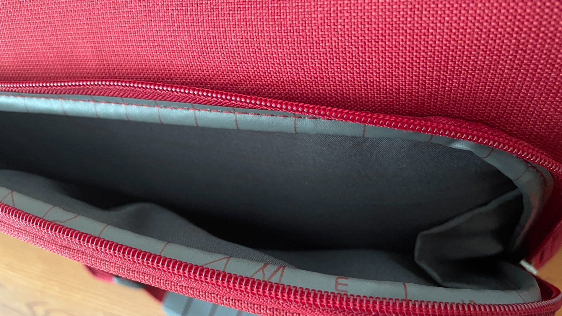 Samsonite Borse: Umhängetasche Samsonite Cordoba – Usato da Biberist venduto da Maxime543 4