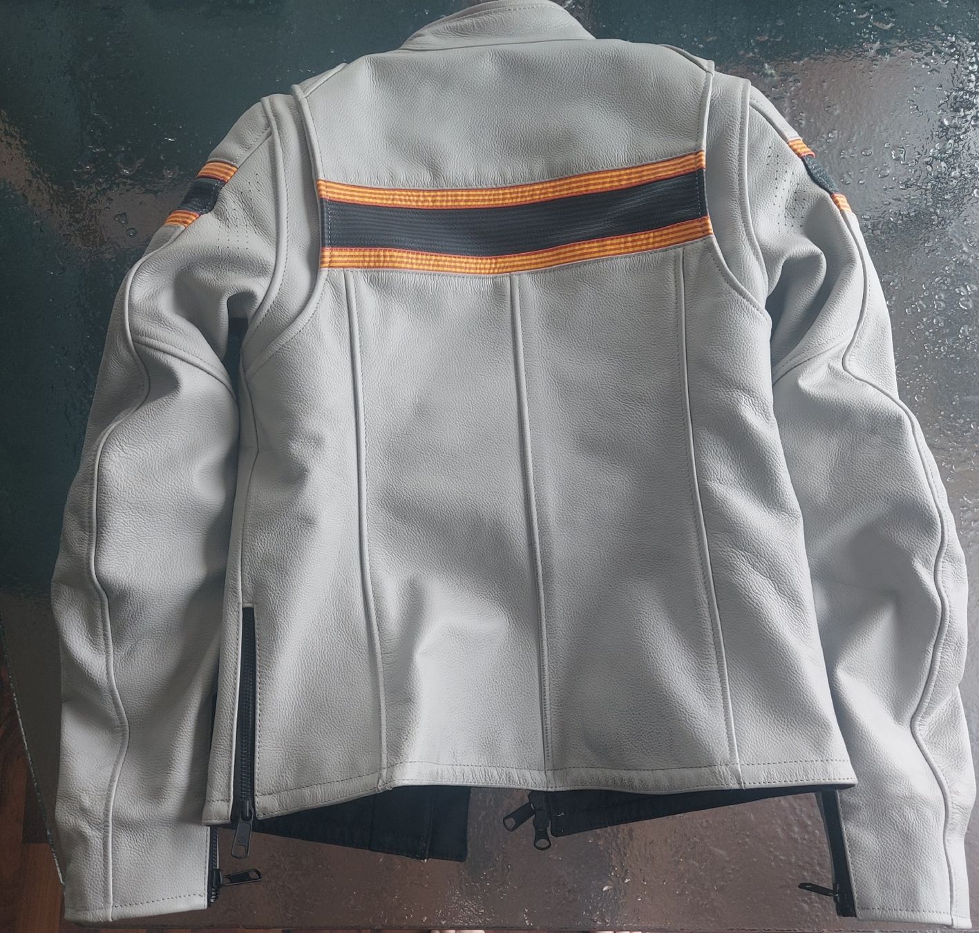 Harley-Davidson Giacche: Damen-Motorradjacke Harley Davidson – Nuovo (secondo la descrizione) da Walde SG venduto da Saharagirl 1