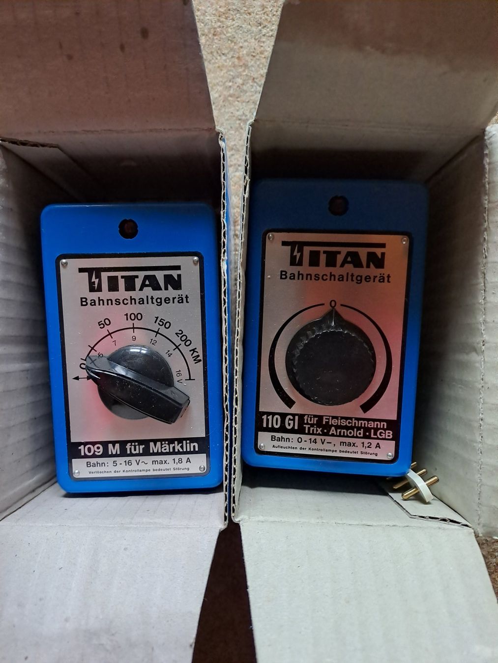 Märklin Modellini di ferrovie: Titan Transformator Märklin und Fleischmann - ungeprüft! – Usato da Wängi venduto da Raettli10 2