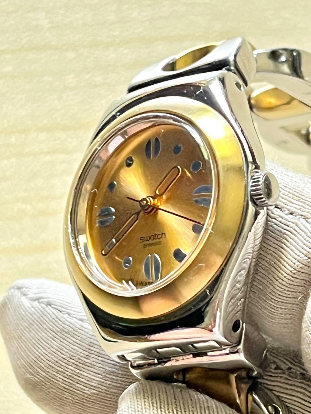 Swatch Orologi: Swatch Damenuhr goldfarben – Usato da Grenchen venduto da chththl 4