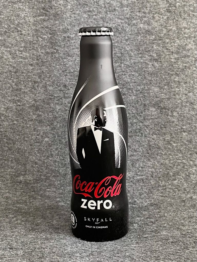 Coca-Cola Altro in Stoviglie & Bicchieri: Coca-Cola Zero Sammelflasche/Sonderedition: Skyfall – Nuovo (secondo la descrizione) da Baar venduto da ralf.s