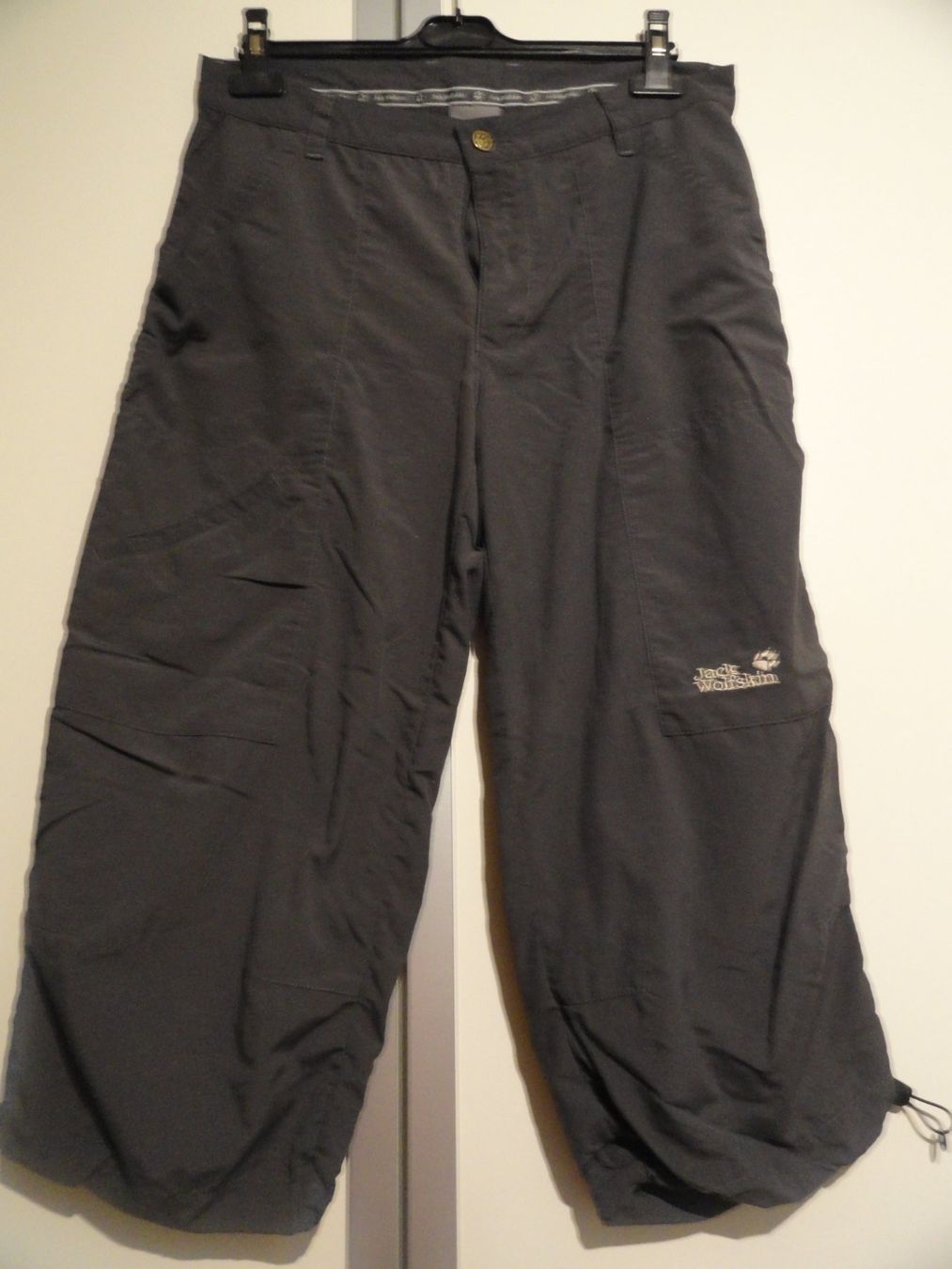 Jack Wolfskin Pantaloni: 3/4 JACK WOLFSKIN HOSE GR. M *** – Usato da Uetendorf venduto da bibibop