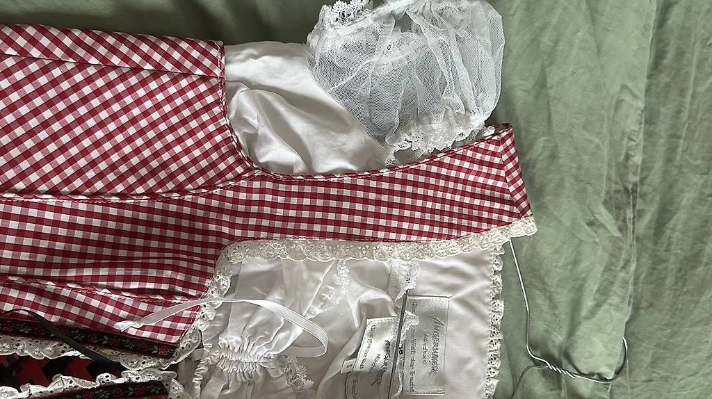 Vestiti: Dirndl Kostüm – Usato da Zürich venduto da Chr_89gq 2