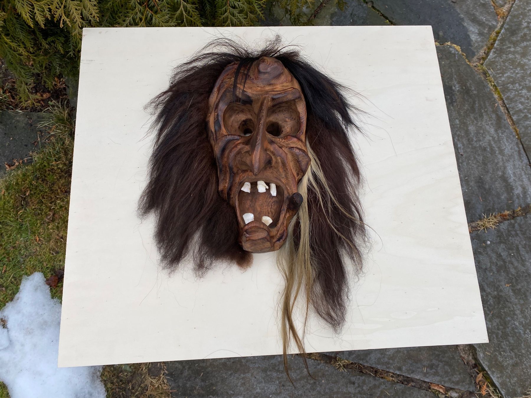 Altro in Antiquarato & Arte: sehr schöne alte Walliser Holzmaske – Usato da Feldbach venduto da Olive1 1