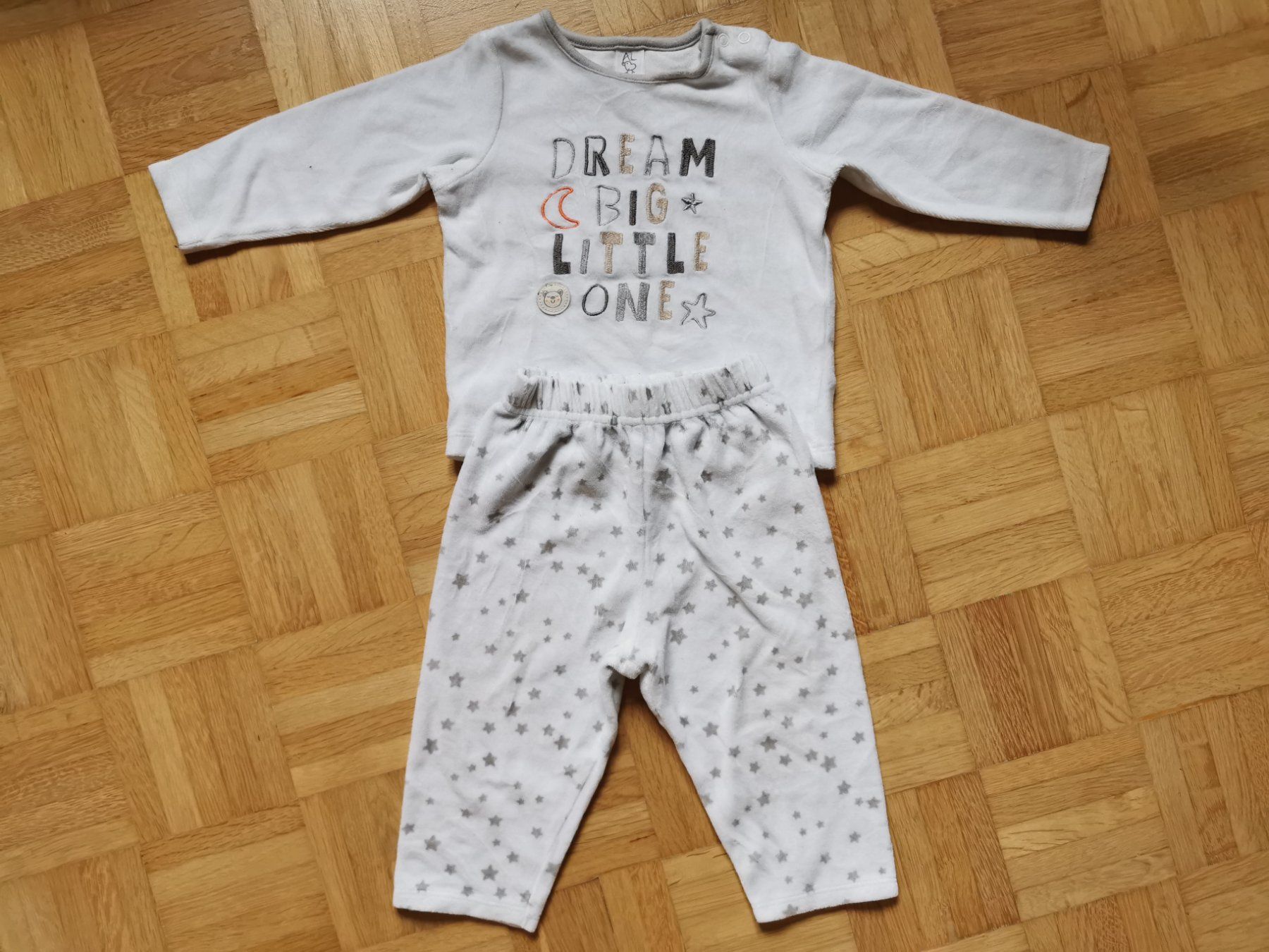 C&A Pigiama & Simili: Pyjama Set C&A Gr. 80 Samt – Usato da Stäfa venduto da flamingo_17 1