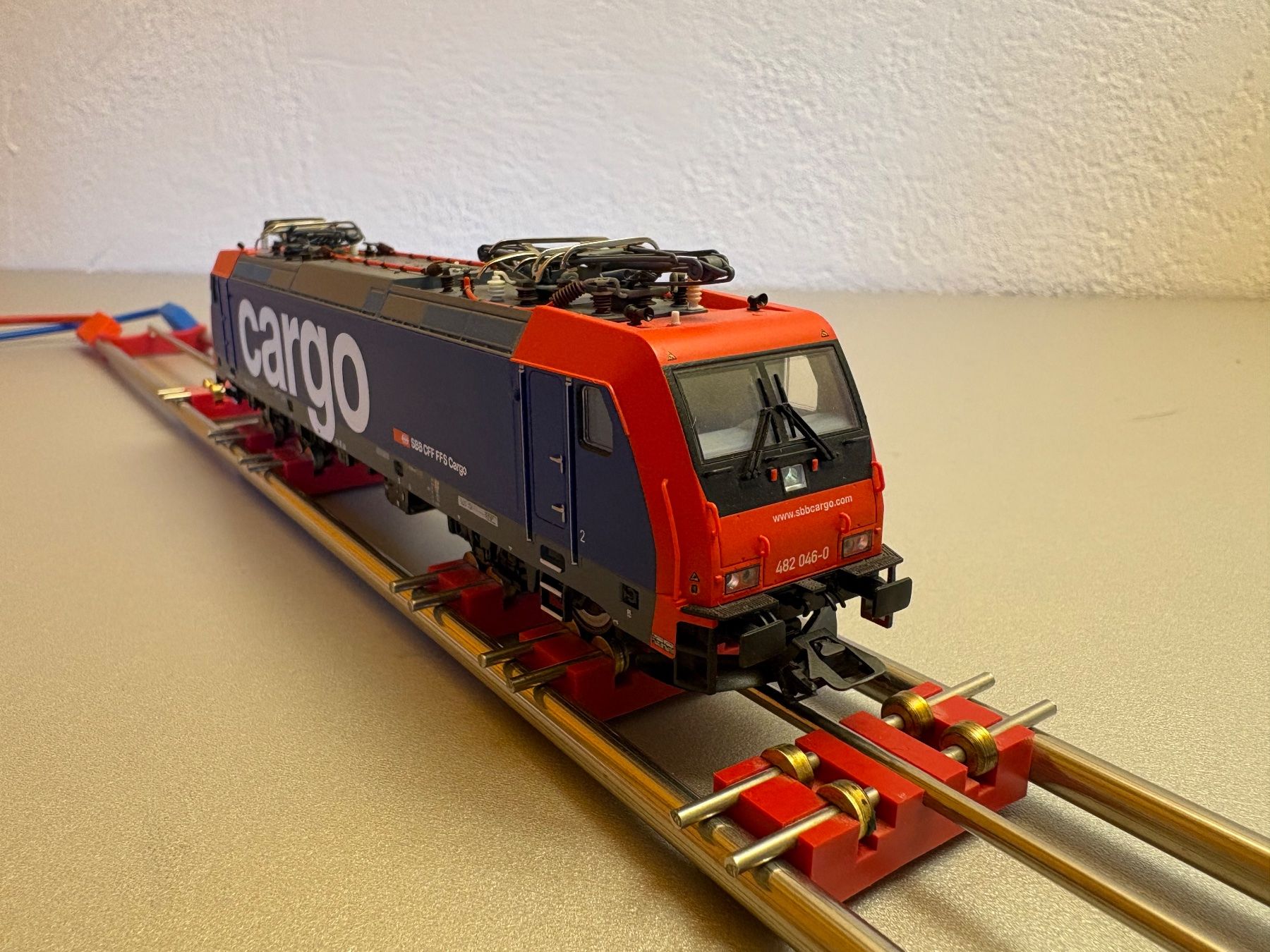 Trix Modelleisenbahnen: Trix SBB Cargo Re 482 046-0 gebraucht Digital – Gebraucht aus Stäfa von chris_c638 2