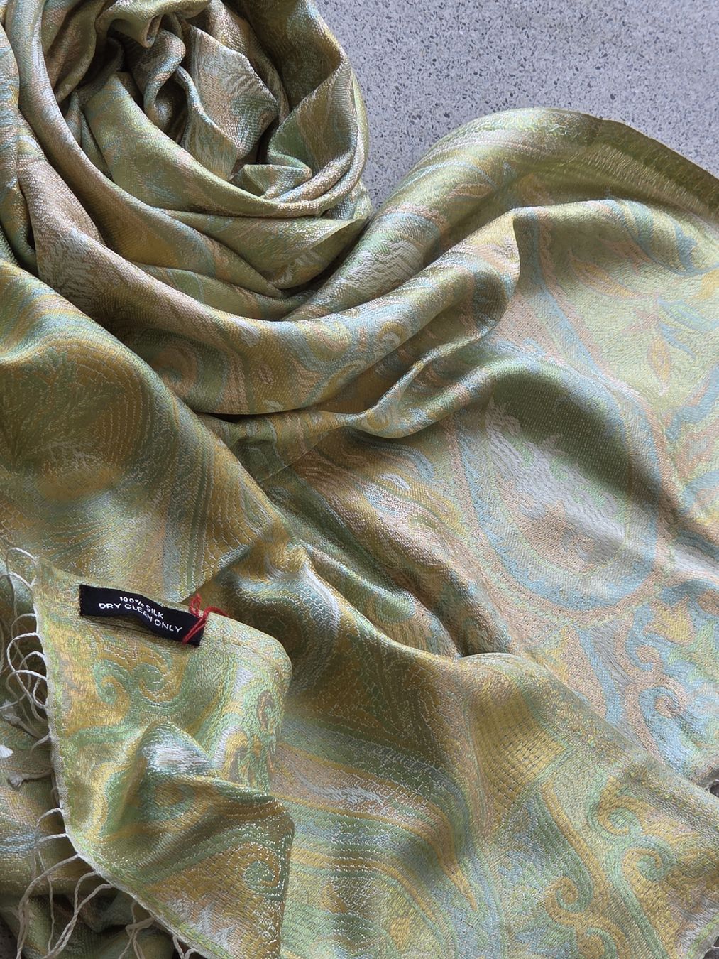Foulards, Tücher & Schals: Pashmina, Seidenschal gewoben, 55 x 185 – Neu und originalverpackt aus Frauenfeld von Schenken-mit-Herz