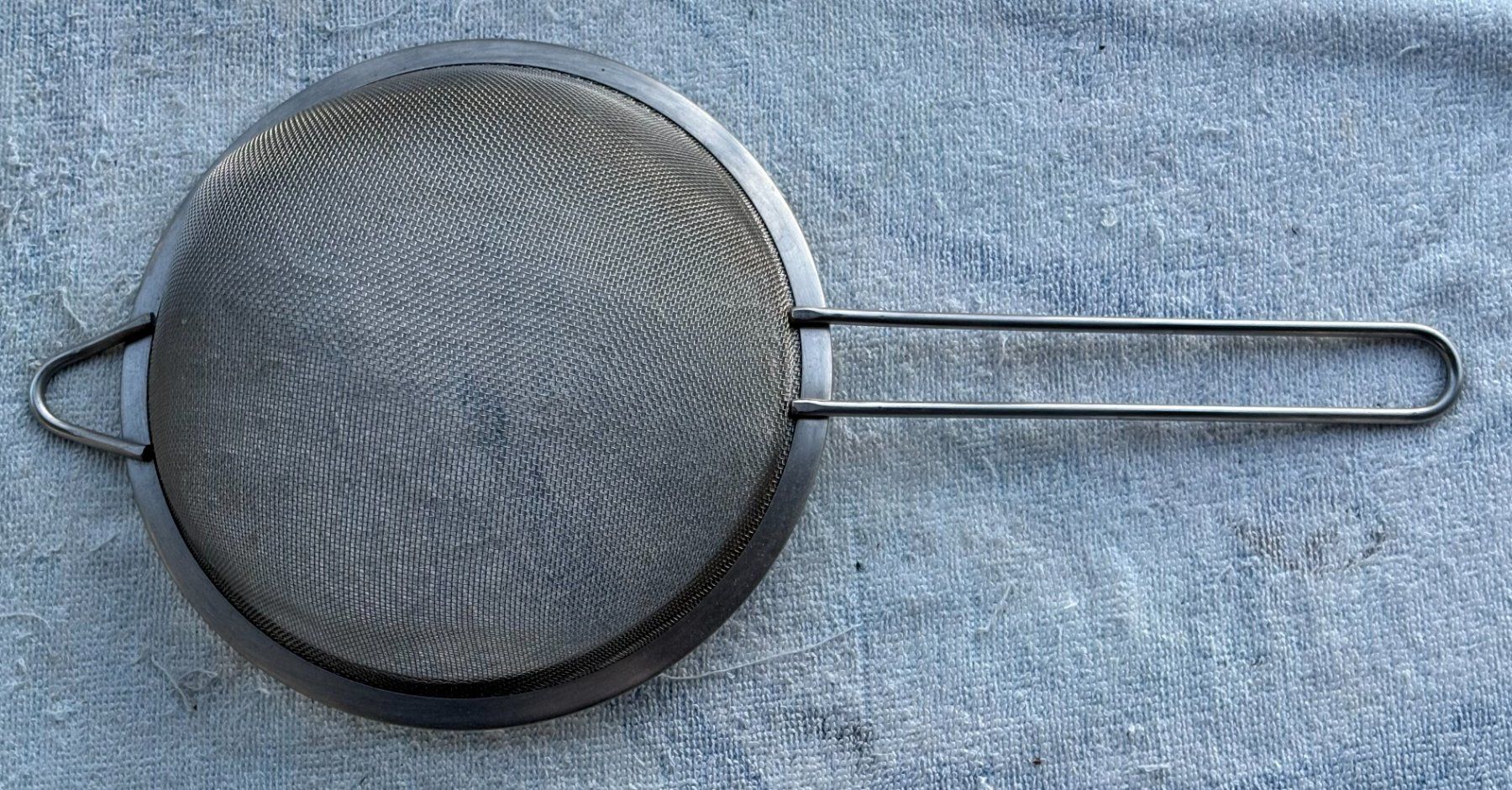 Elettrodomestici da cucina: 2 KÜCHEN SIEBE – Usato da Ostermundigen venduto da Wyatt-Earp 1