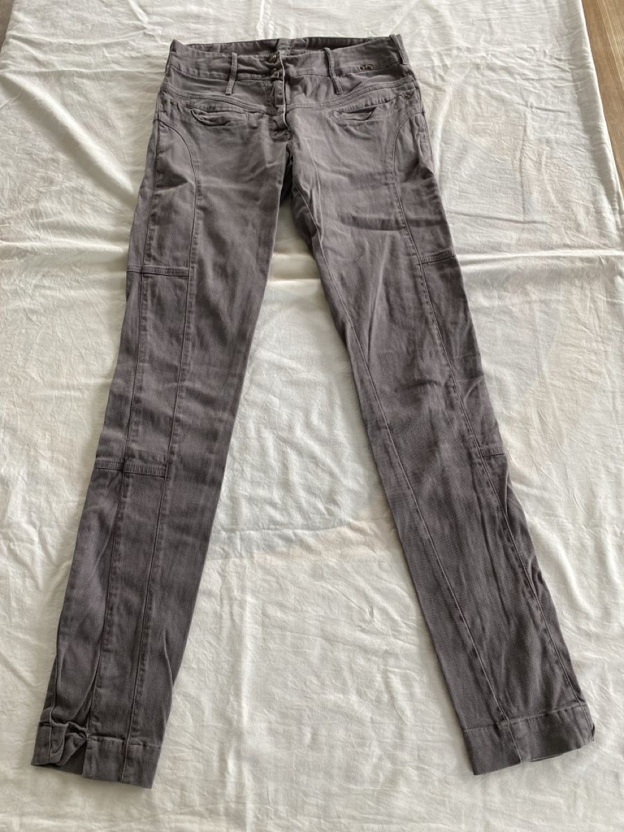 Jeans: Jeans Voodoo t. 38 – Gebraucht aus Lonay von Ikoko