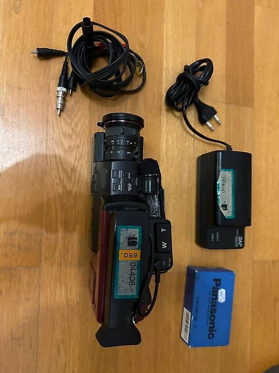 JVC Videocamere: Videokamera JVC GR-60 VHS – Difettoso da Goldach venduto da Fox_Man 3