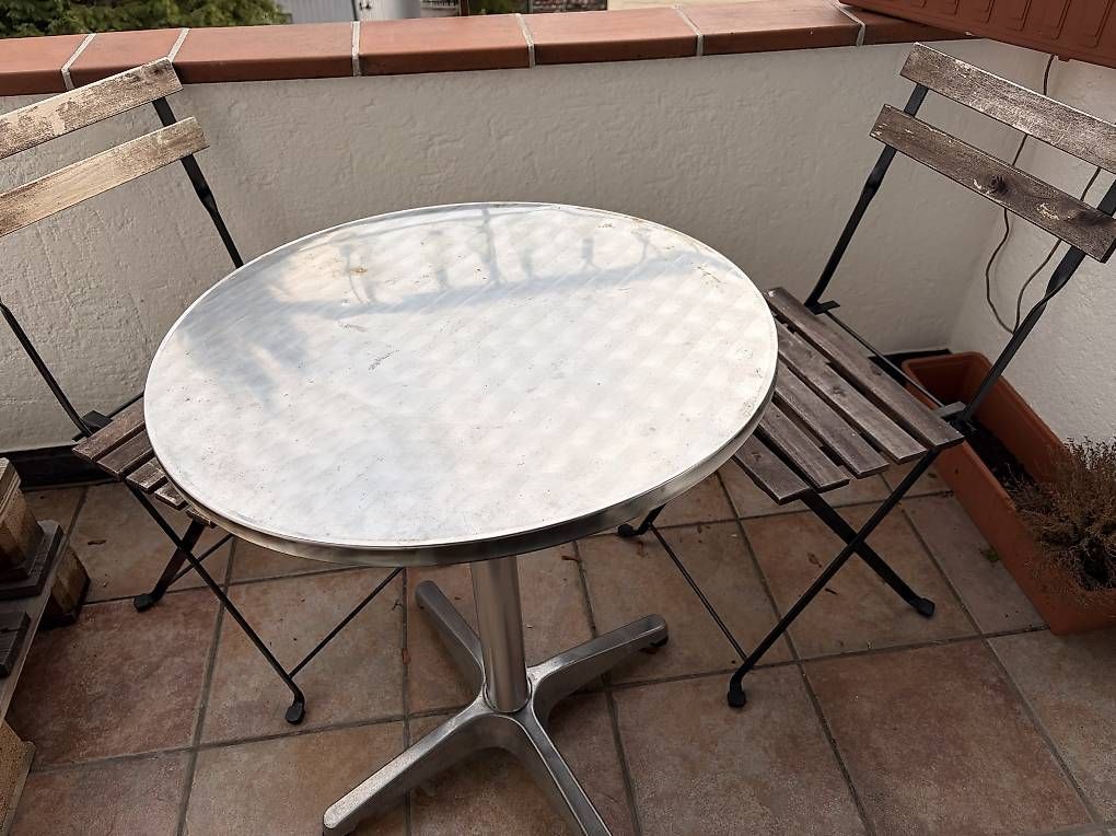 Set tavolo e sedie: Balkontisch und 4 Stühle – Usato da Zollikerberg venduto da ema_mgz2 1