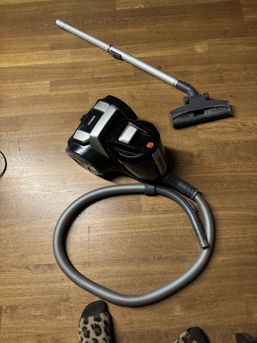 Hoover Staubsauger & Zubehör: Vacuum Cleaner – Gebraucht aus Zürich von ino_b5qx