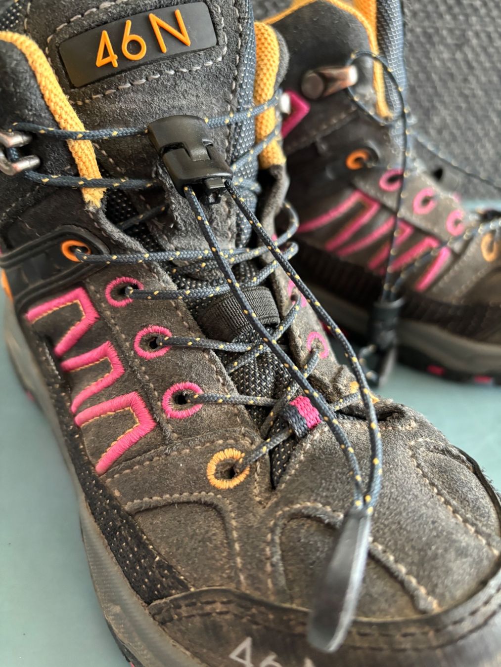 Scarpe per ragazzi: Trekkingschuhe 46N Gr. 29 – Usato da Herzogenbuchsee venduto da MoLa85 3