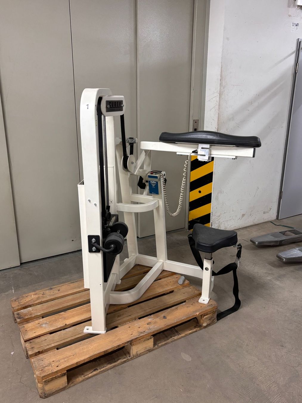 Cybex Hometrainer: Occasion Cybex Ab Crunch – Usato da Liestal venduto da FitCom 1