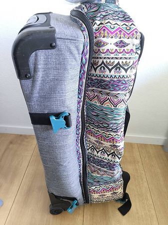 Dakine Koffer bunt