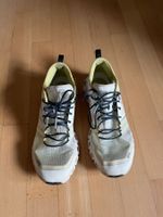 Turnschuhe on