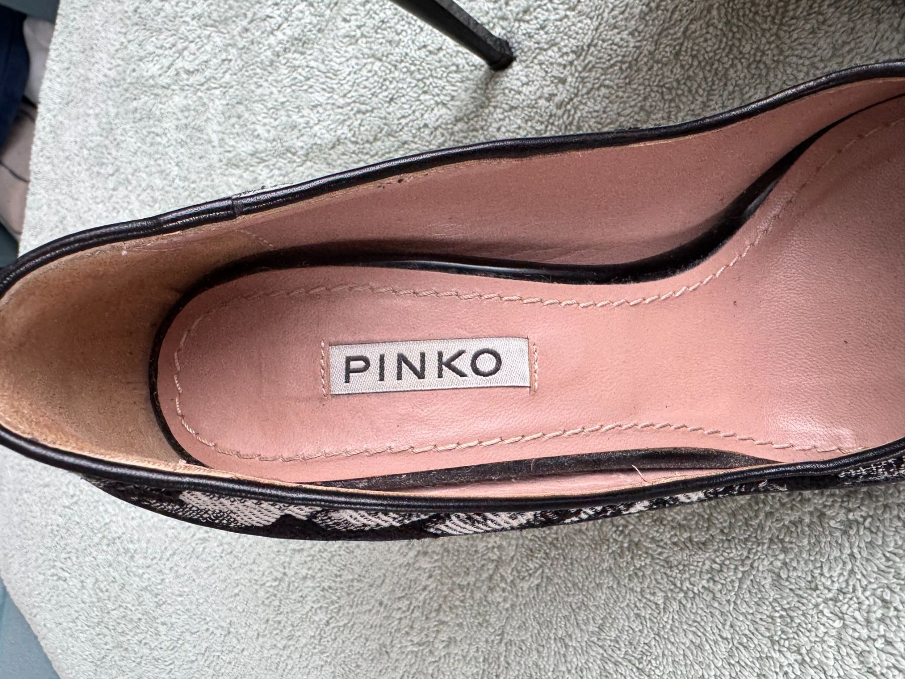 Pinko Scarpe da donna: Damen Highheels PINKO Gr. 37 – Usato da Siebnen venduto da Trans-Am 1