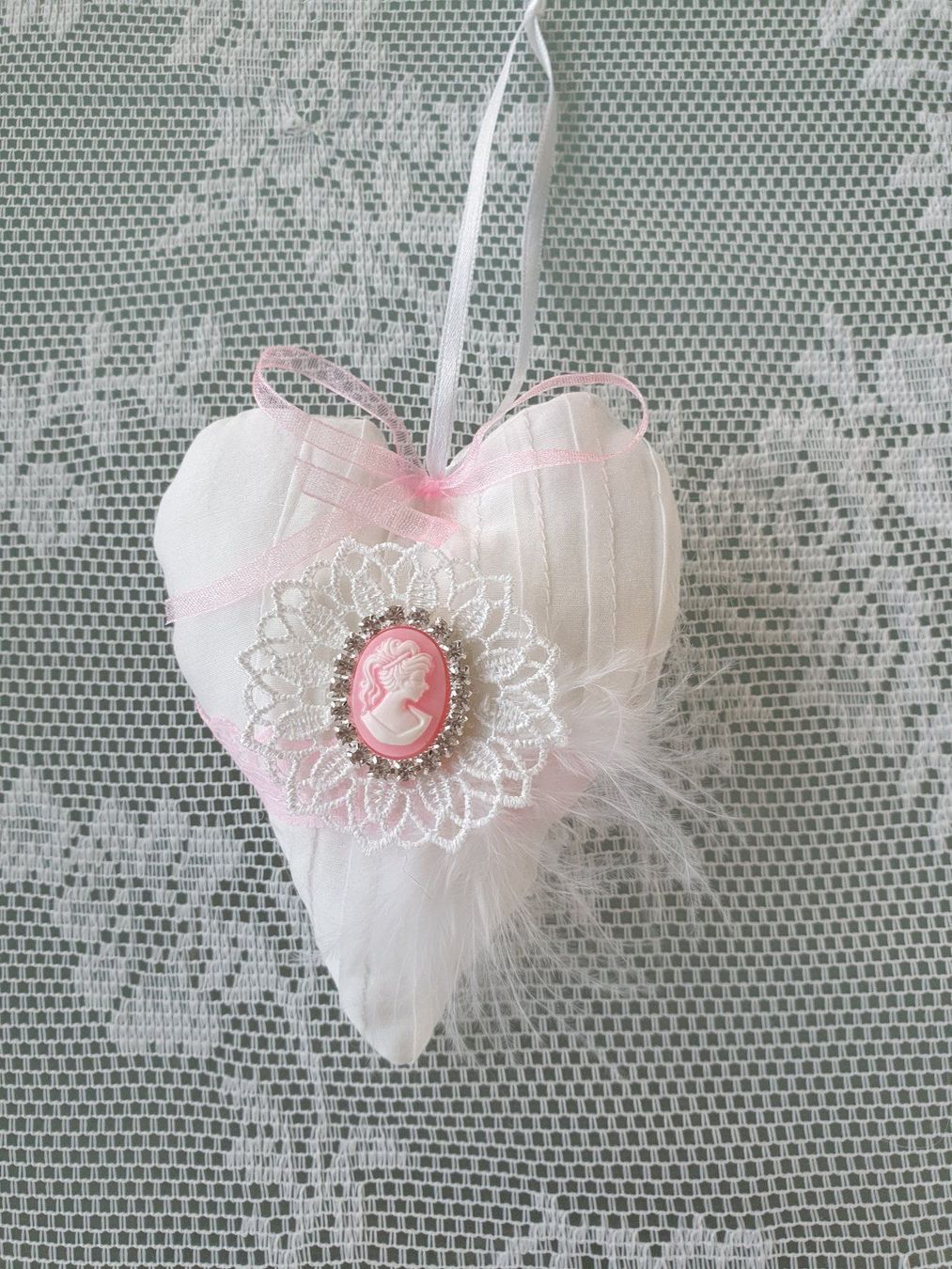 Tutte le decorazioni: Geschenk Herz Deko Shabby Chic Spitze Muttertag Geburtstag – Nuovo e nell'imballaggio originale da Gossau ZH venduto da Goes05