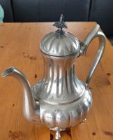 Antike Kaffeekanne, schönes Design, Vintage
