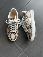 Guess Sneaker Gr. 38 Schlangenmuster Top Zustand!