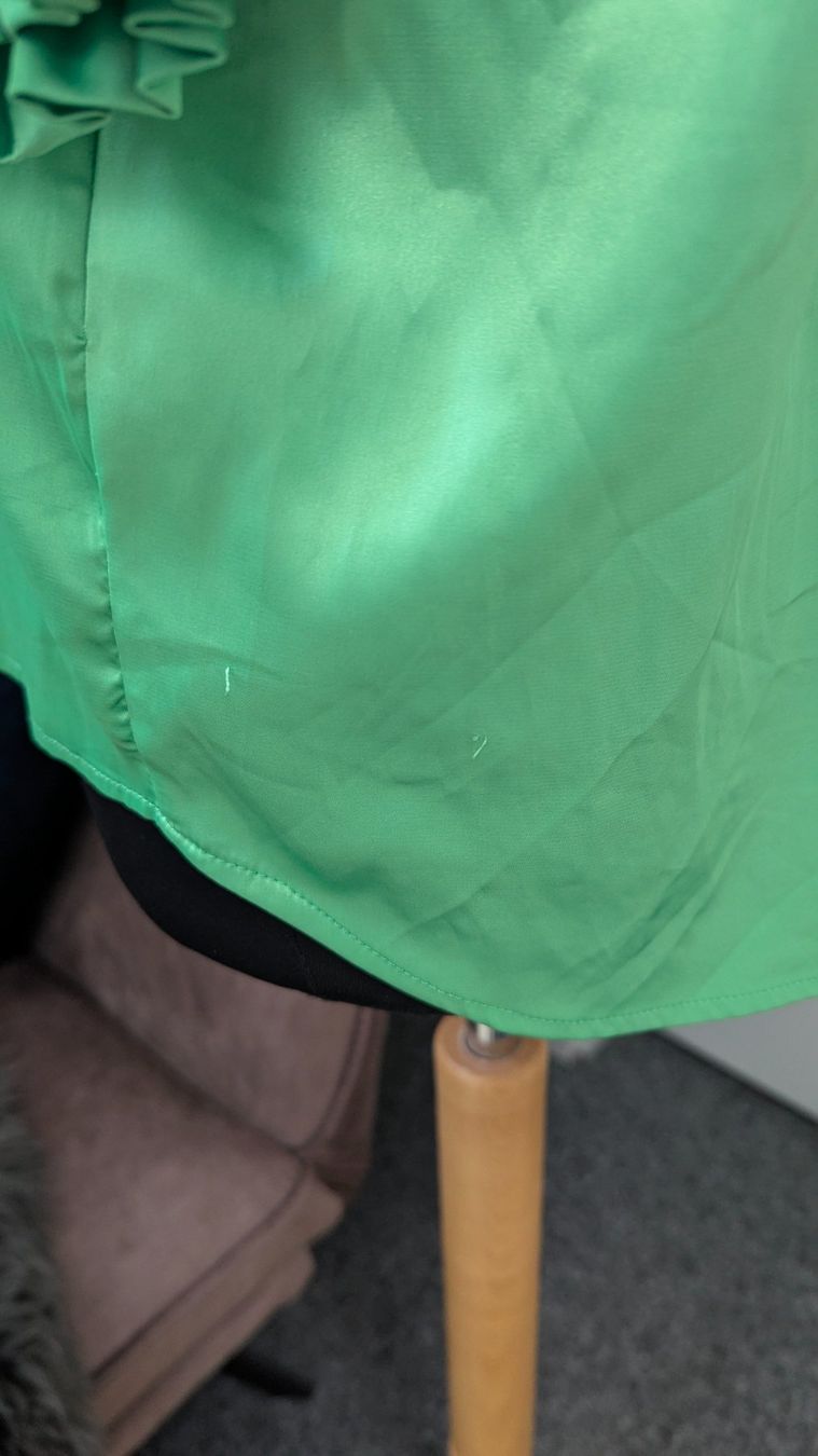 Blusen: Extravagante grüne Bluse – Gebraucht aus Feuerthalen von noe_7tx9 5