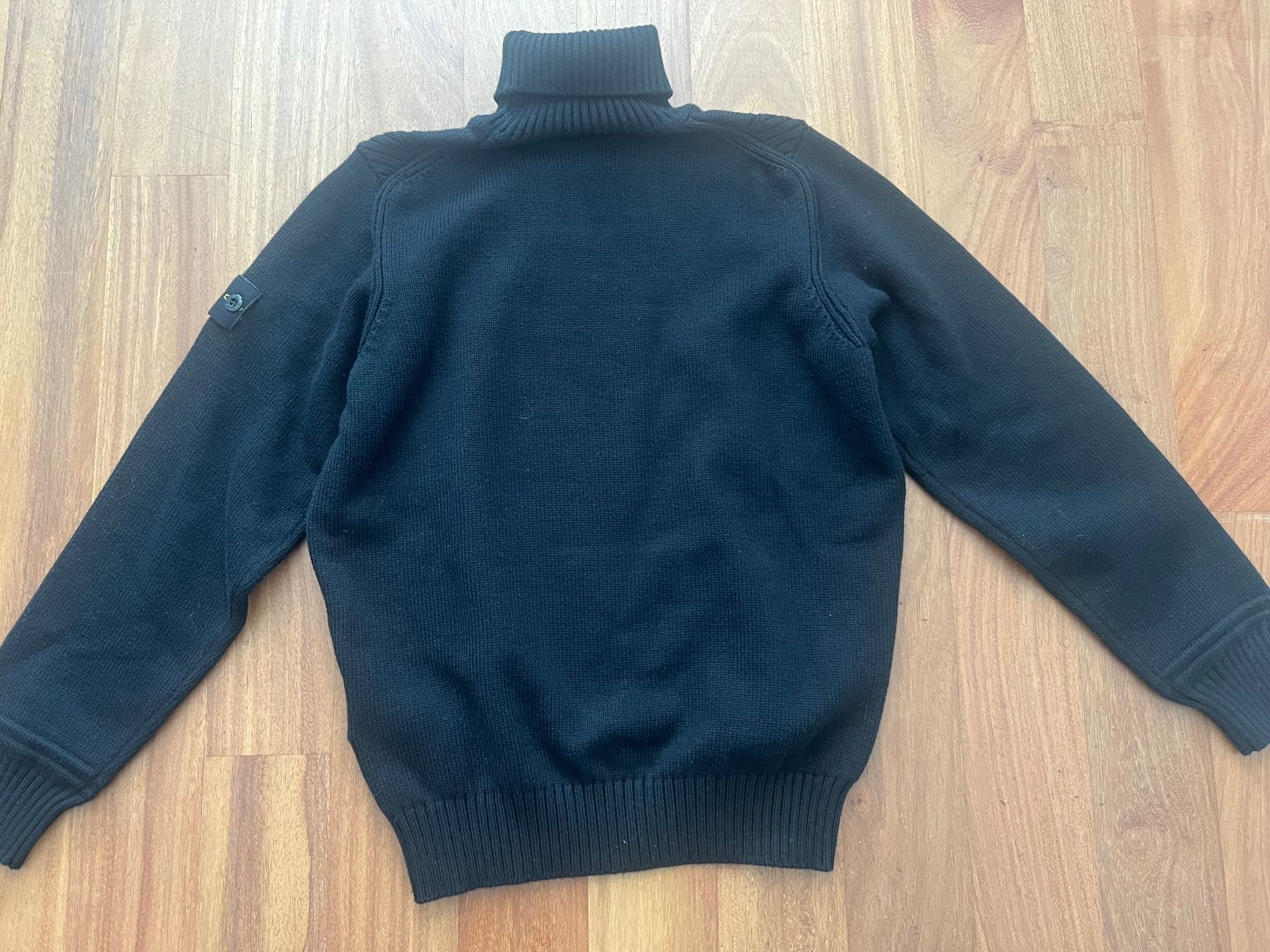Stone Island Maglioni & Felpe: Stone Island Rollkragenpullover Schwarz, Junior – Usato da Uetikon am See venduto da kie_lw86 2