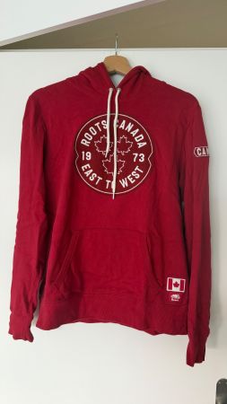 Roots Canada Kapuzenpullover rot Grösse M unisex