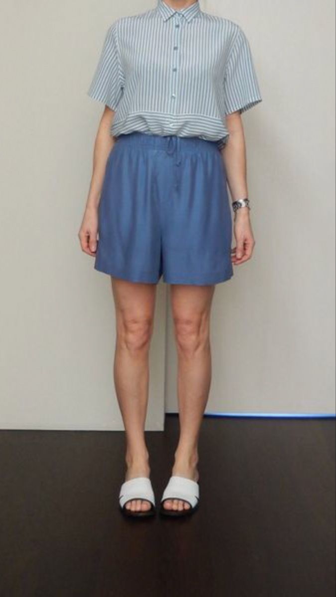 Stella McCartney Pantaloni: Stella McCartney Seiden Shorts – Usato da Brugg AG venduto da Elle_1