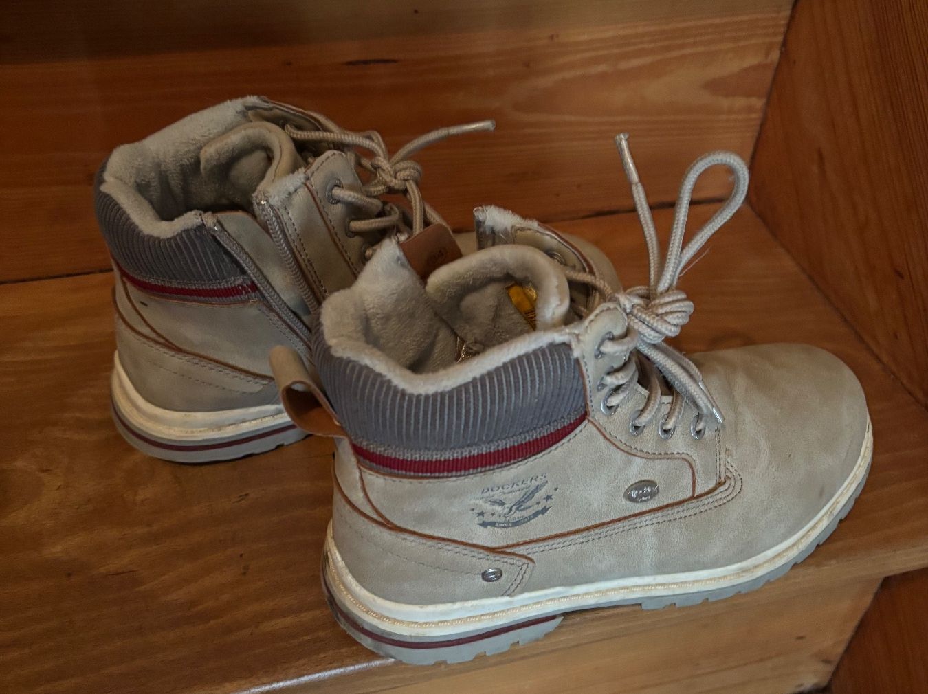 Scarpe per ragazzi: Dockers Stiefel Gr 34 – Usato da Bülach venduto da Tancy