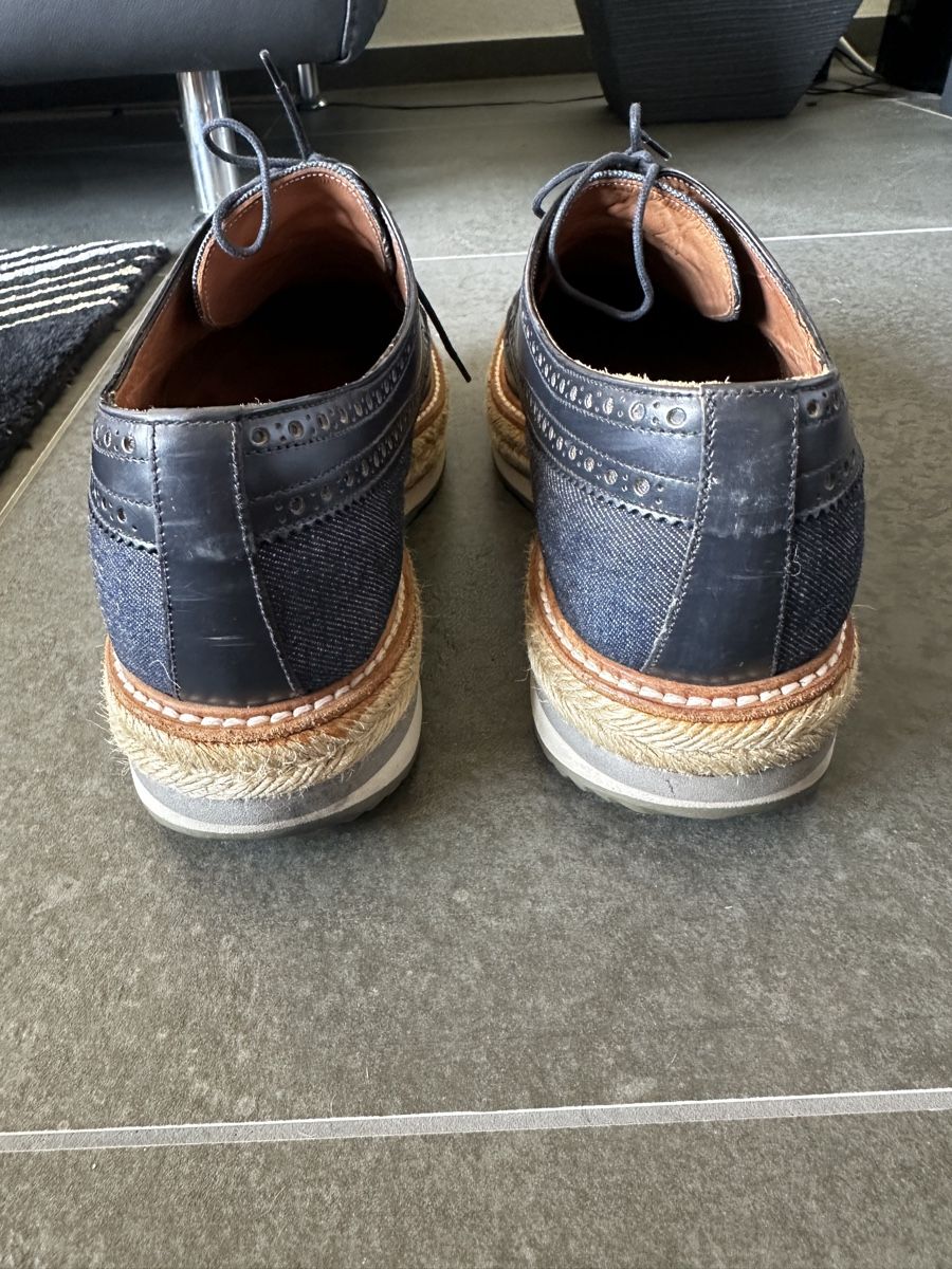 Prada Scarpe da uomo: Prada man shoes – Usato da Niederlenz venduto da bul_m9x7 2