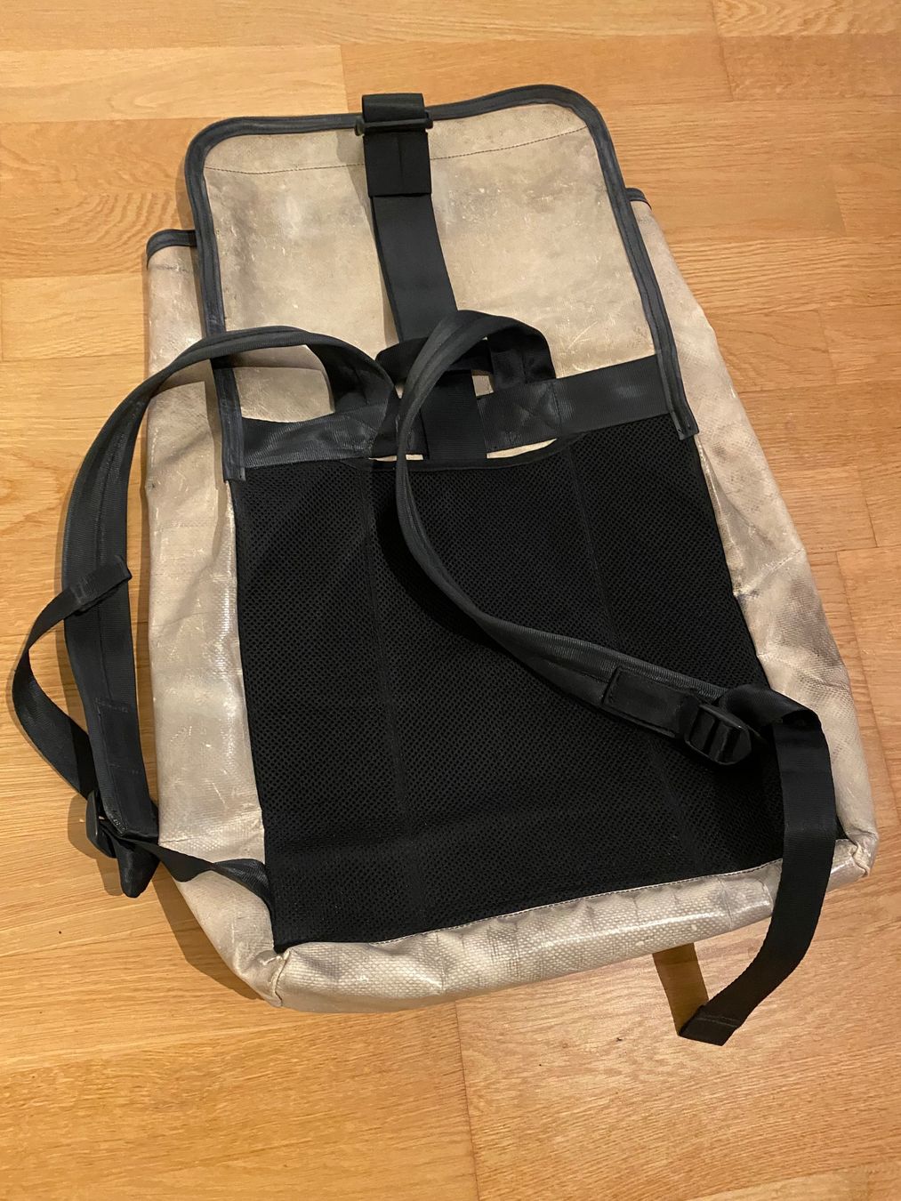 Freitag Sacs à dos: Freitag rucksack – D'occasion à Zürich par Beeftweaker 3