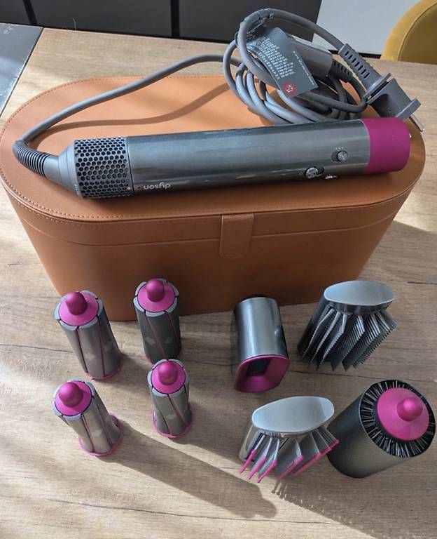 Sèche-cheveux: Dyson AirWrap Completo – D'occasion à Locarno par alexiahockss