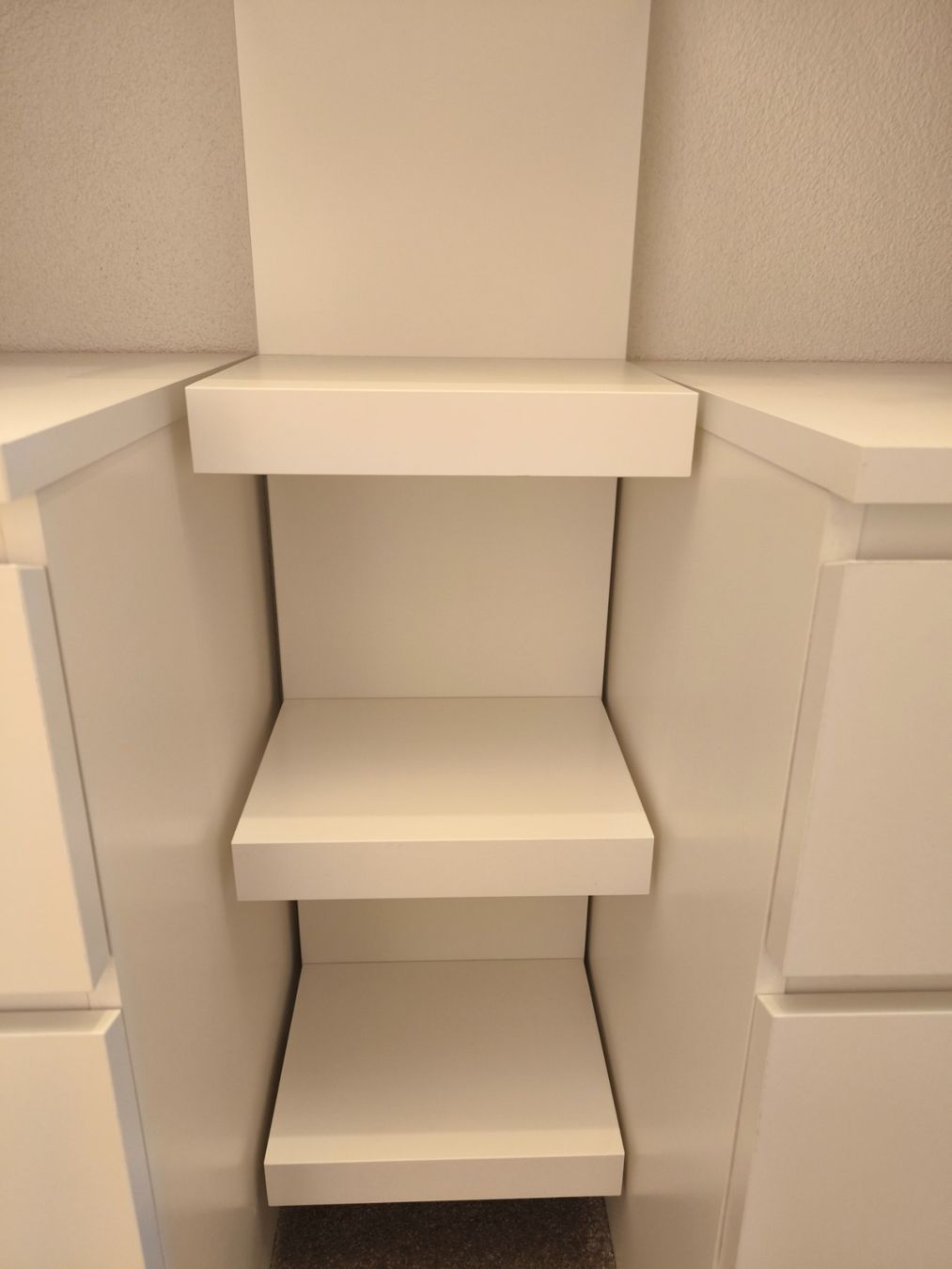 Ikea Étagères: Ikea Lack gestell – D'occasion à Uezwil par fra_6x6h