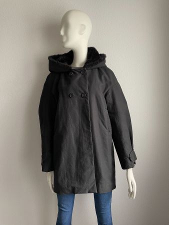 Sandro Paris Mantel