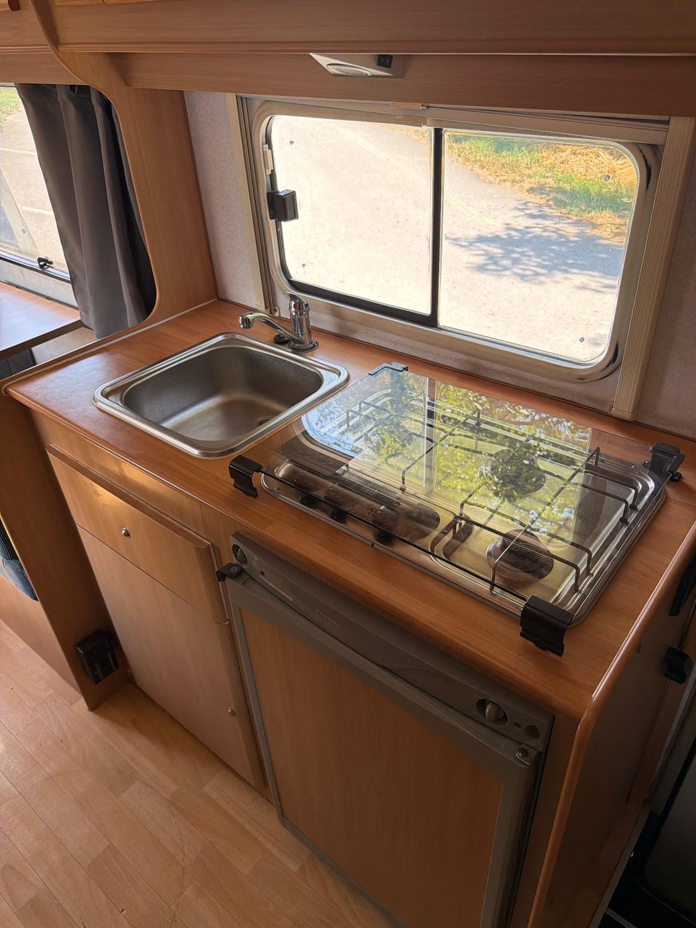 Fiat Veicoli da campeggio: Wohnmobil Ducato 2.8 mfk 08.25 – Usato da biel-bienne venduto da Sekiz 6