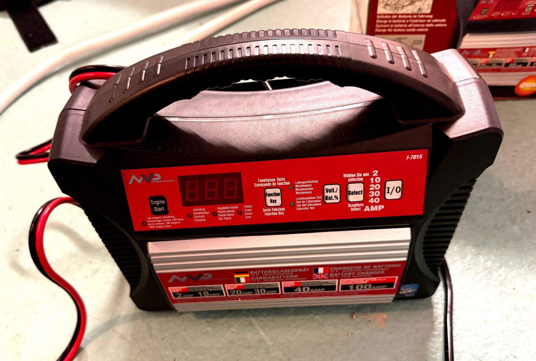 Caricabatterie: Autobatterie Ladegerät I-7015 – Usato da Zürich venduto da Ypar