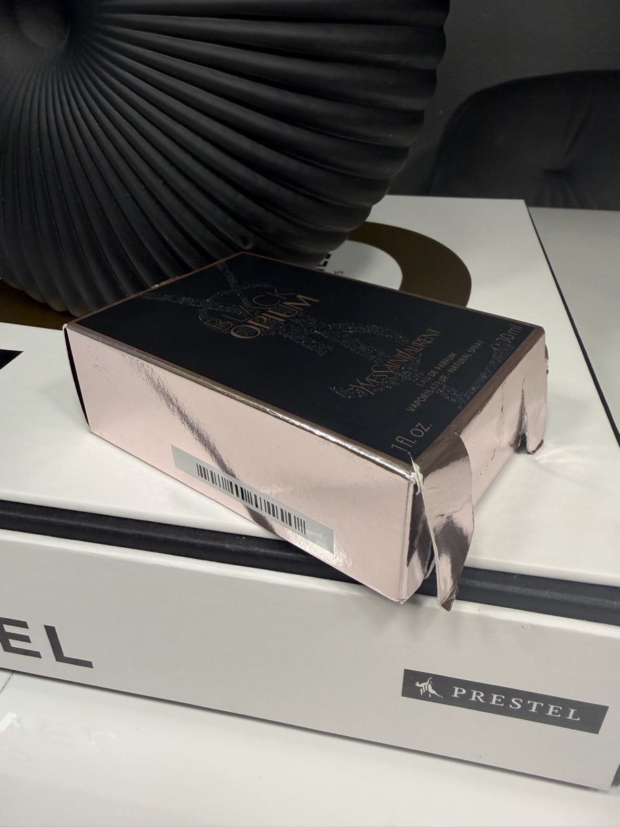Saint Laurent Profumi & Eau de Toilette: Black Opium ysl parfume – Usato da Zürich venduto da bentley_ 1