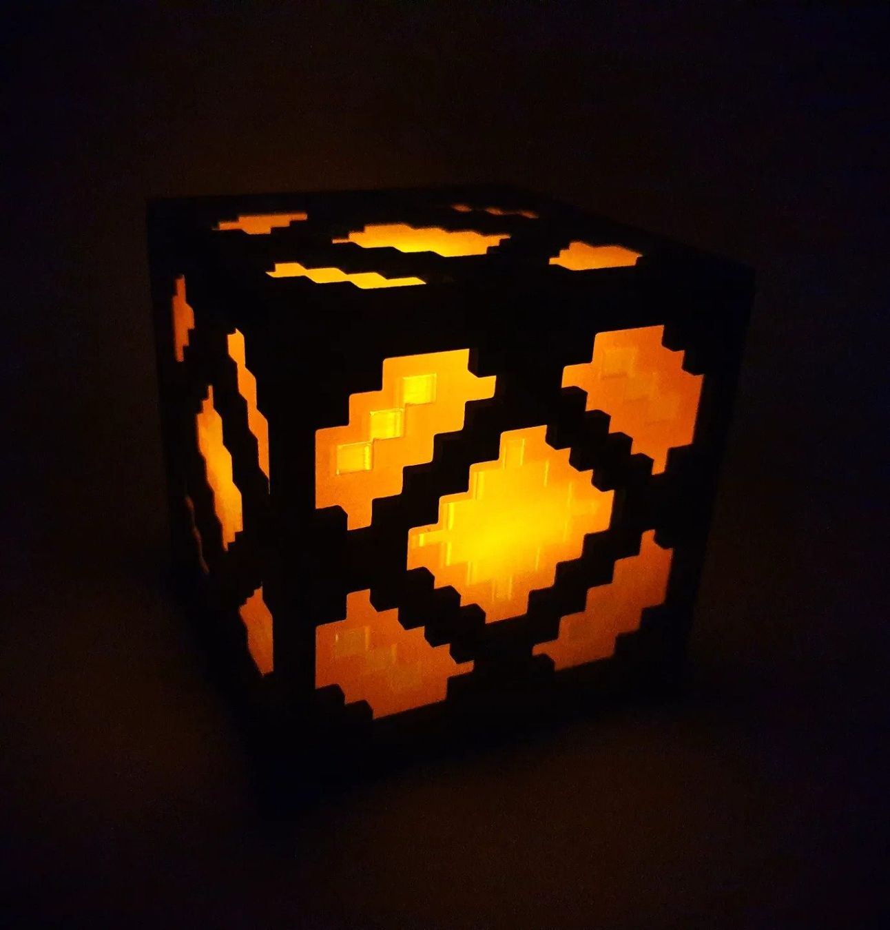 Lampade: Minecraft Redstone Lamp – Nuovo e nell'imballaggio originale da Dietikon venduto da You_Want_We_Print