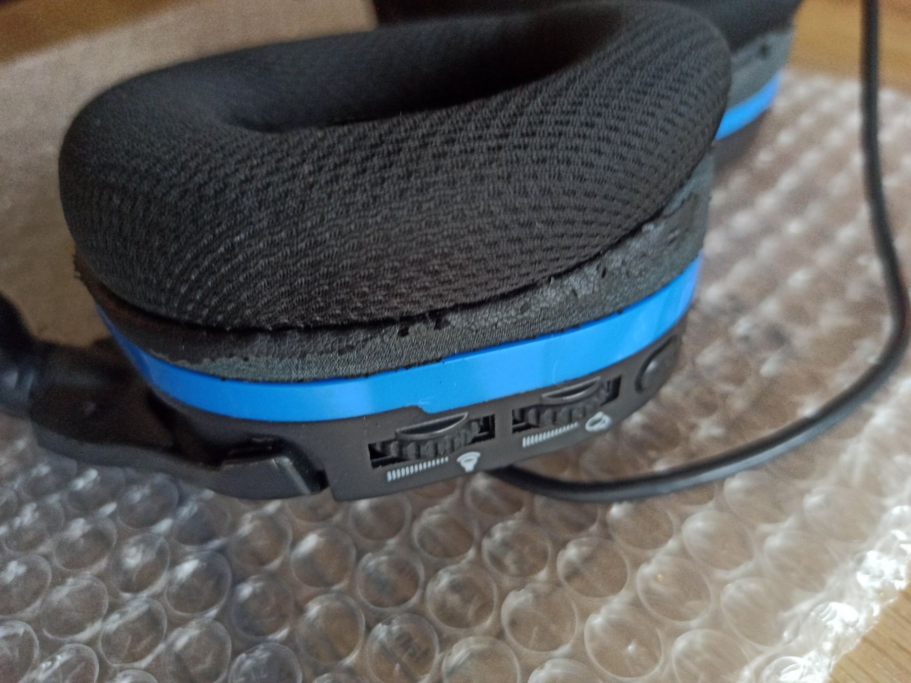 Sony Cuffie: Turtle Beach Stealth 600P Wireless Headset PS4 + Dongle – Usato da Oberweningen venduto da mar_87mx 6