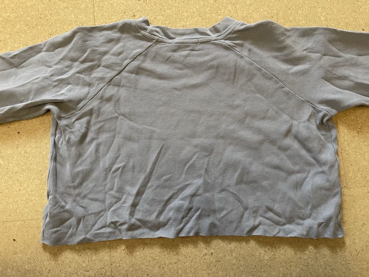 Brandy Melville Maglioni & Felpe: Brandy Melville Pullover Hellblau – Usato da Neuheim venduto da fab_7m2f 3